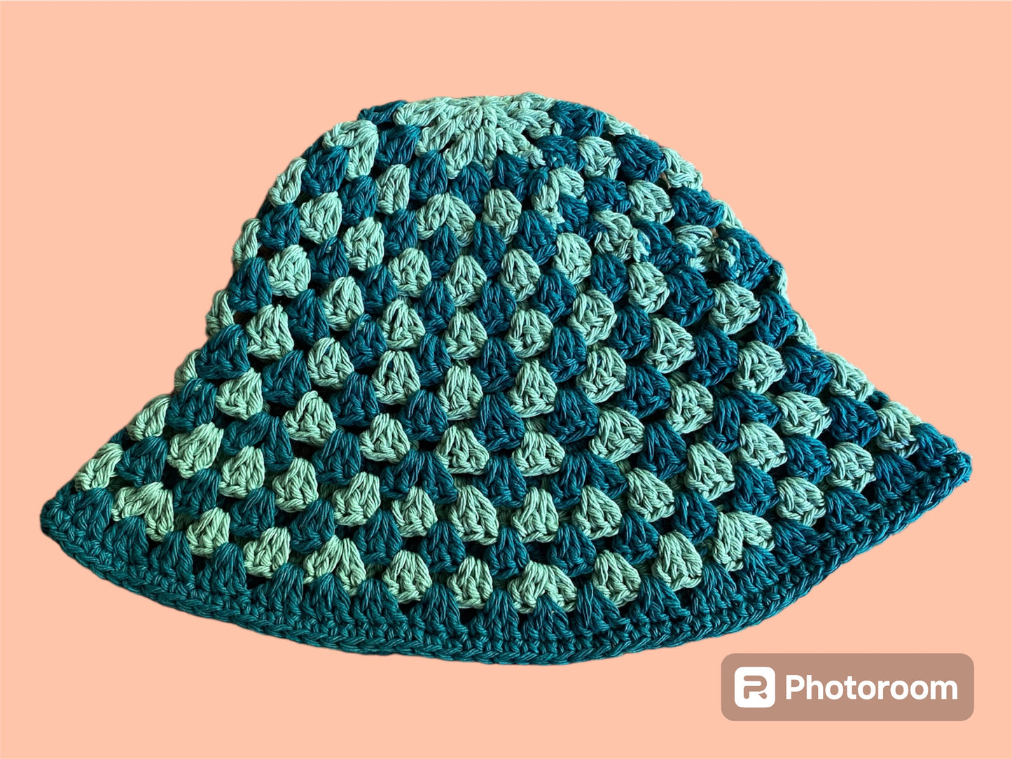 Granny Stitch Bucket Hat | Ocean waves