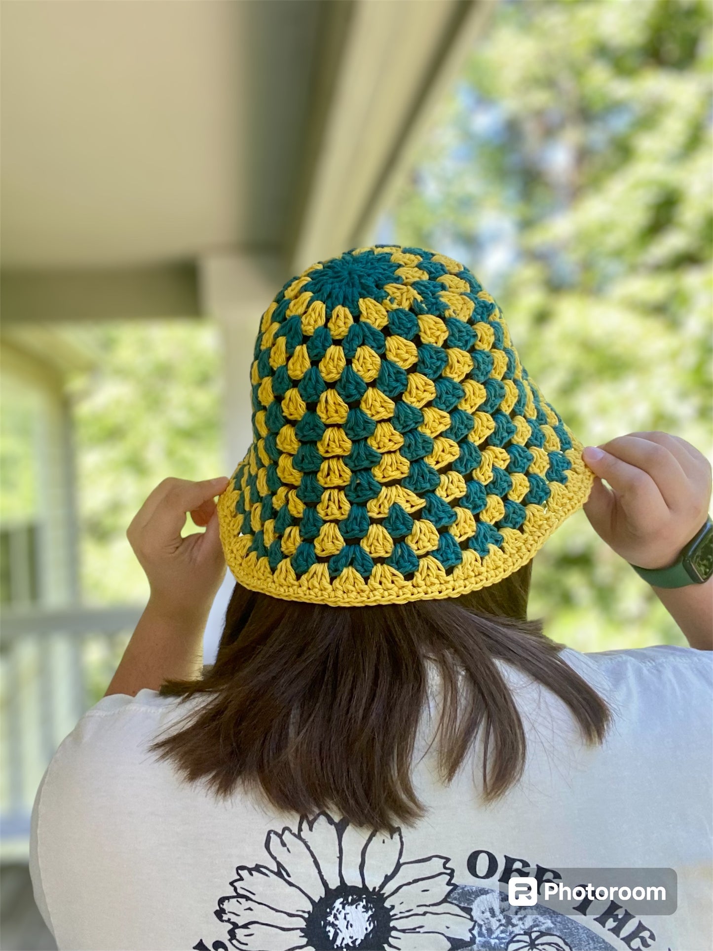 Granny Stitch Bucket Hat | Island Breezes